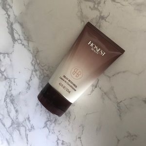 Honest Beauty Leave-in conditioner